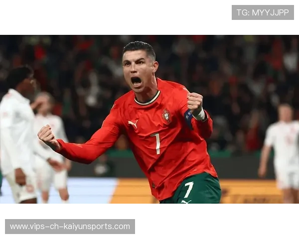 C罗面对对抗丝毫不退完成关键射门