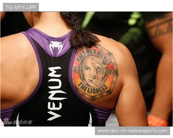 UFC选手被对手嘲笑后暴怒反击，精彩瞬间引发热议！